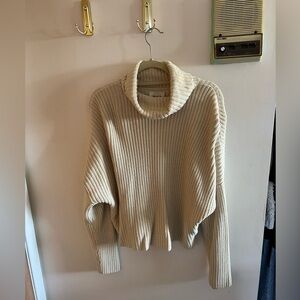 Abercrombie & Fitch Knit Cream Turtleneck Long Sleeve Sweater Large